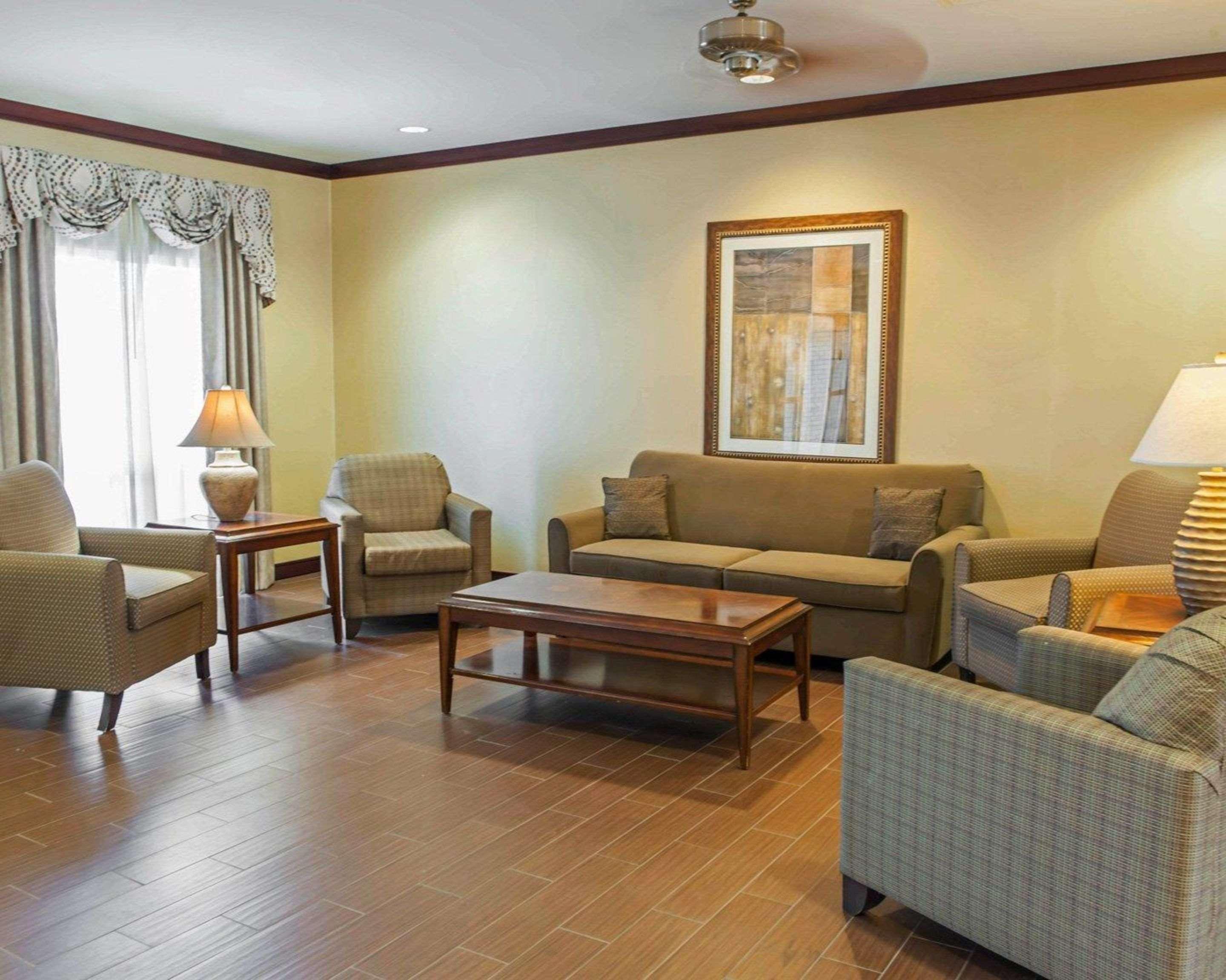 Comfort Suites Southport Eksteriør billede