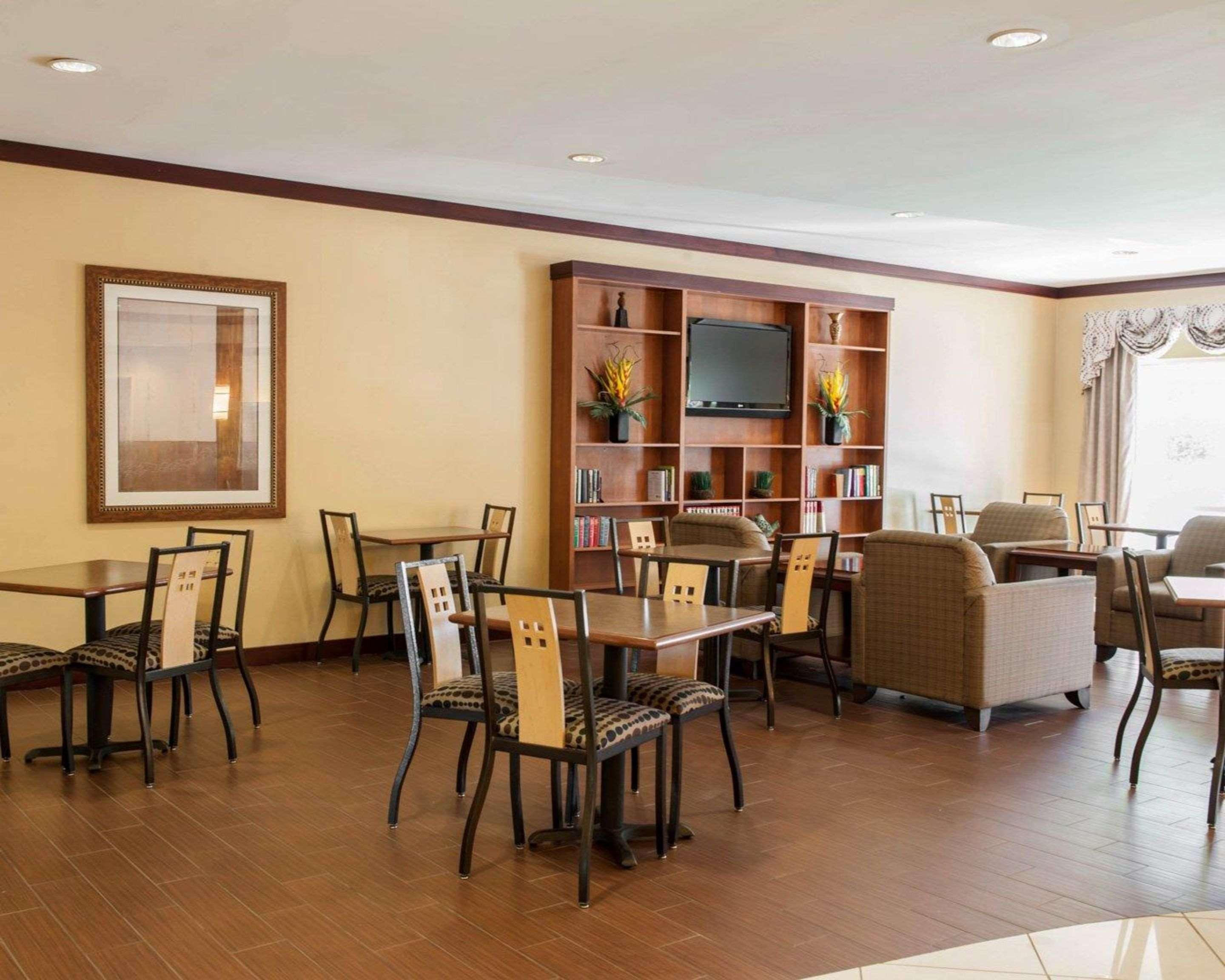 Comfort Suites Southport Eksteriør billede