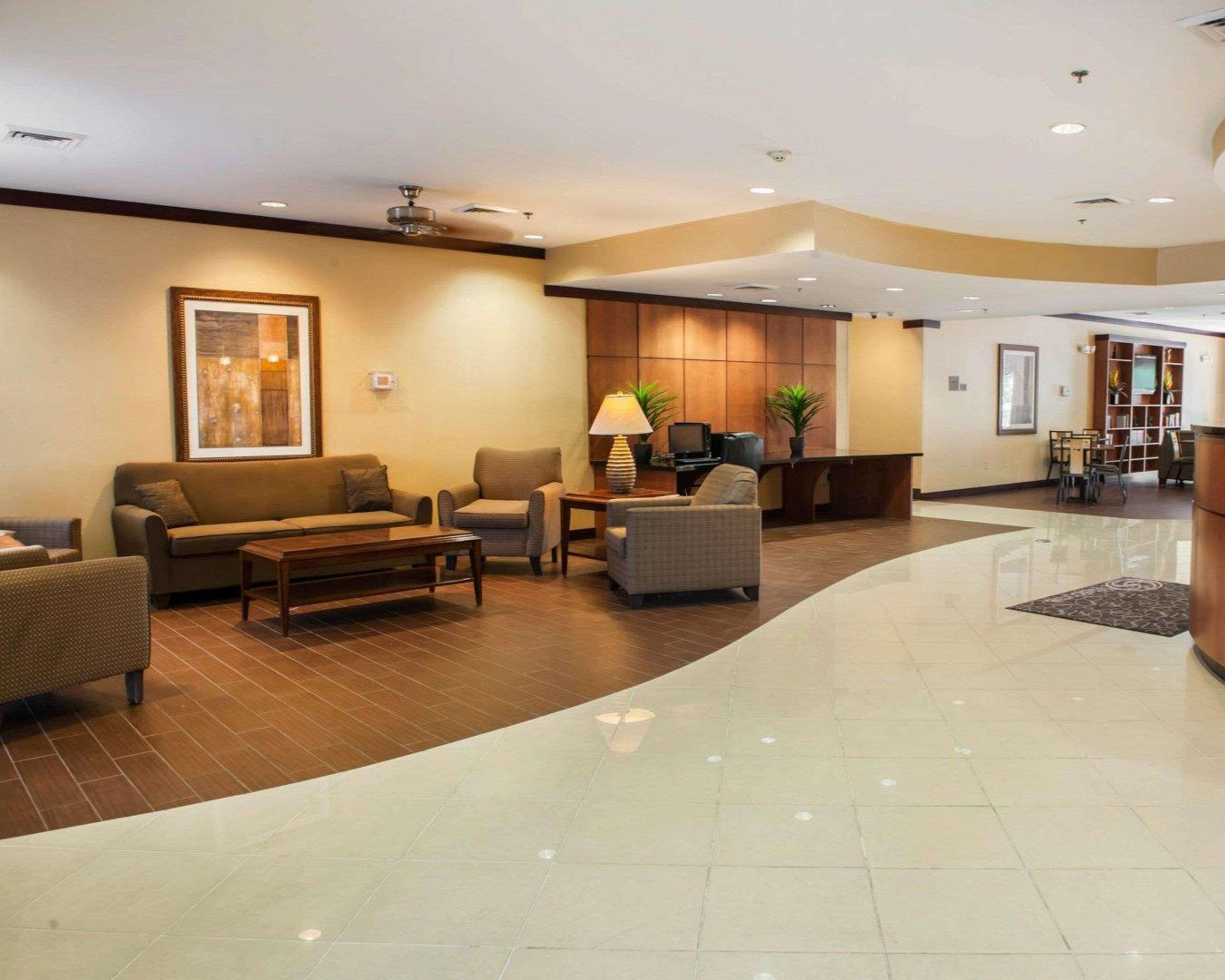 Comfort Suites Southport Eksteriør billede